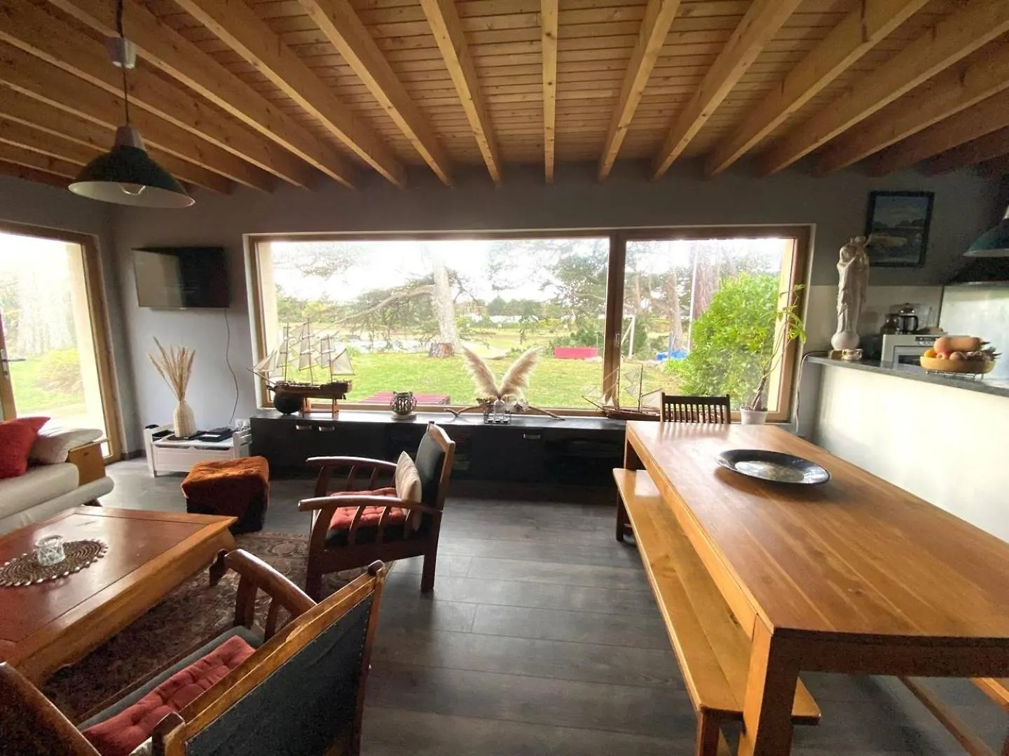 Villa Avec Wifi, Jardin, Sur L'Etang De Ploumanac'H A Perros-Guirec - Ref 406